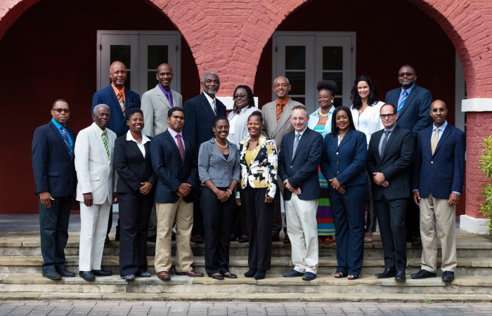 18 Group photo 2S8A5451